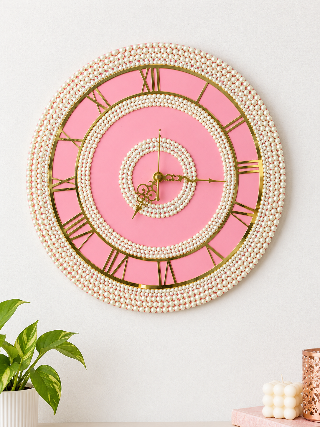 Pink Pearl Elegance Wall Clock – Gold Roman Numerals